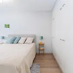 2br Downtown Apt, Sauna & Sea Views